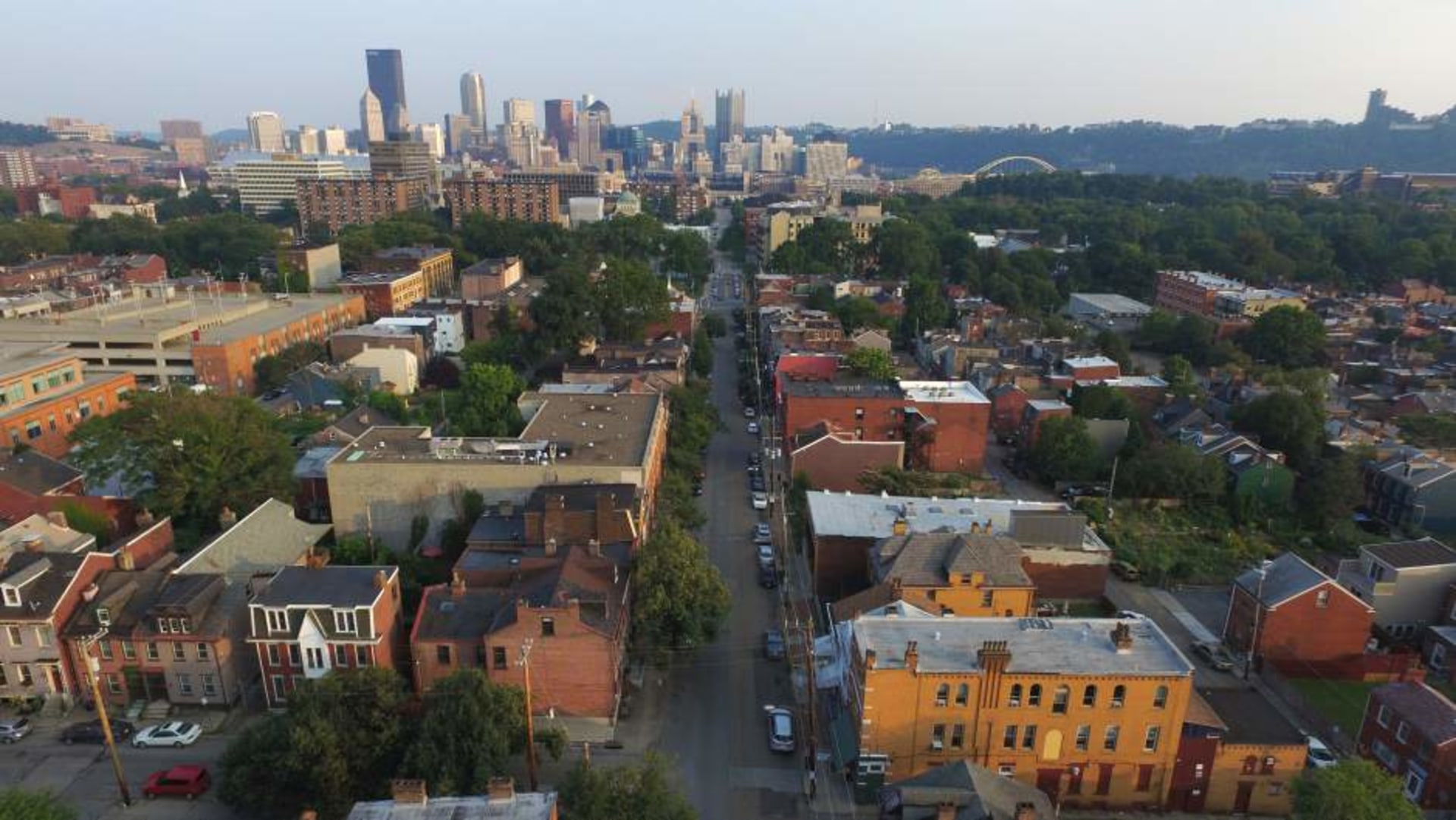 The Mexican War Streets, originally known as the &quot;Buena Vista Tract&quot;, is a historic district in the Central Northside neighborhood of Pittsburgh, Pennsylvania, in the United States. The district is densely filled with restored row houses, community gardens, and tree-lined streets and alleyways.